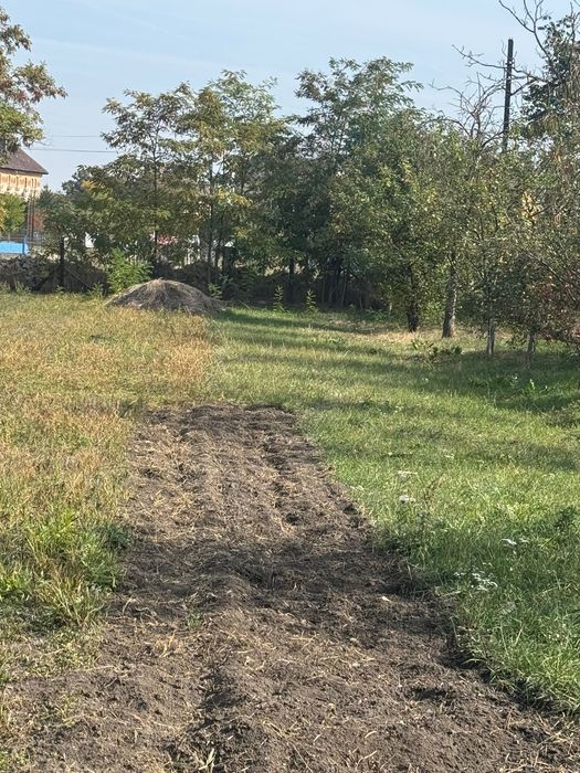 Teren intravilan cu toate utilitățile