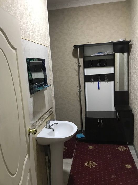 Урганч шахар марказида 1 хонали квартира ижарага бераман