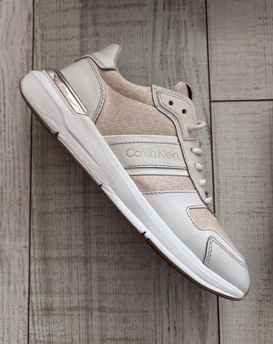 Модерни маратонки Calvin Klein ЕСТЕСТВЕНА кожа