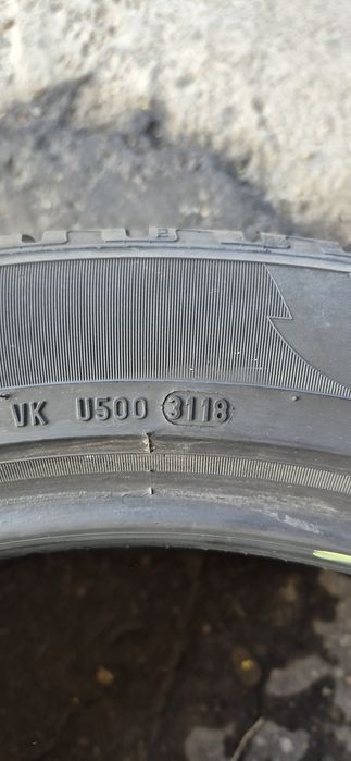 4 anvelope iarna Pirelli 295/40/21.Pretul este pe bucata.