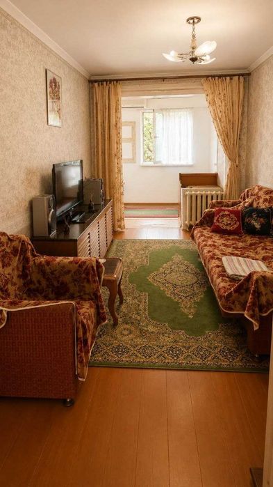 2х комнатная, на Чиланзаре 15 ,60м2, рядом жуковская больница
