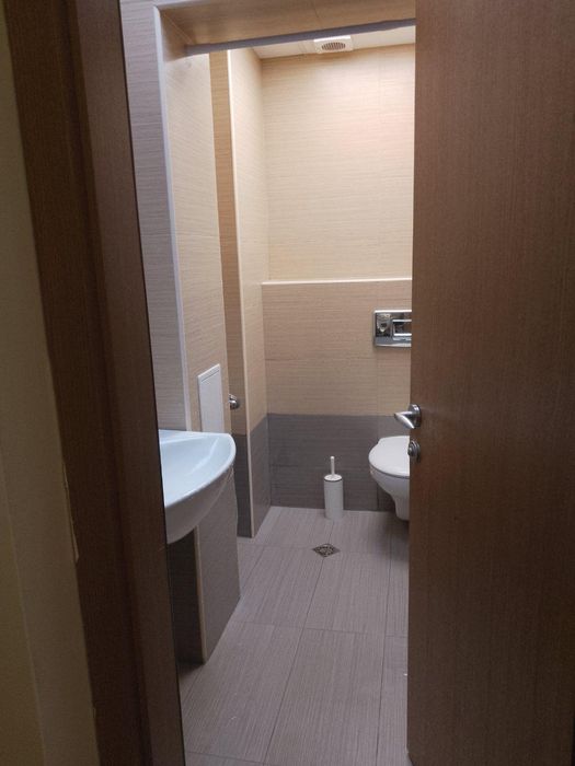 Двустаен апартамент в ж.к. Оборище.