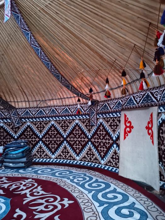 Юрта Хан киіз үйі ағаштан(сәмбі талдан) жасалған