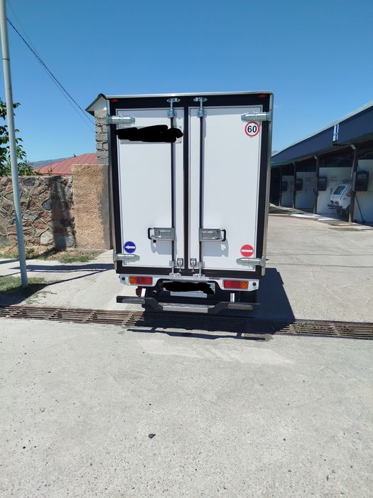 Damas labo sotiladi