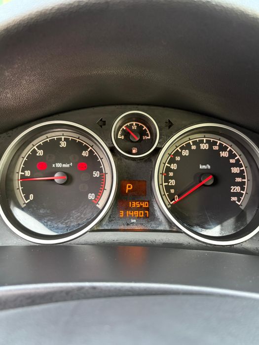 Opel astra h 1.9 cdti