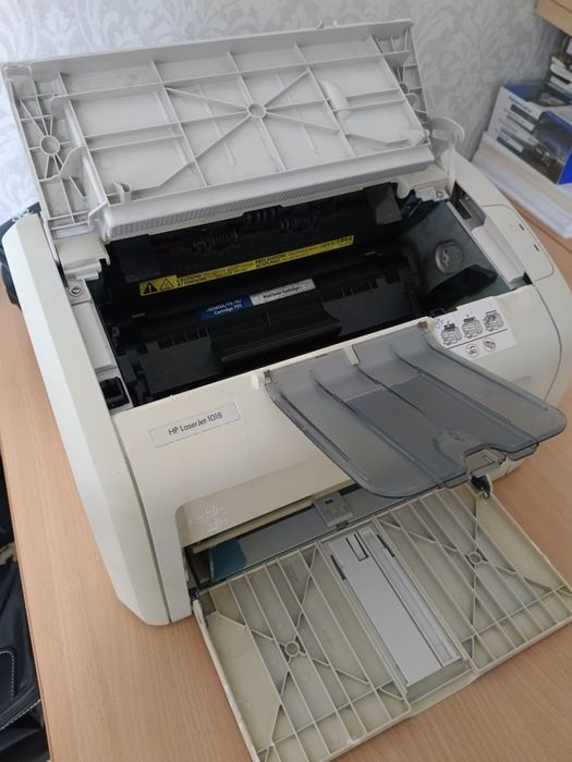 Принтер HP LJ 1018
