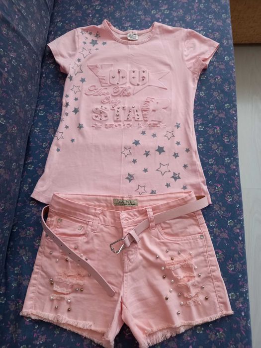 Продавам детски комплект