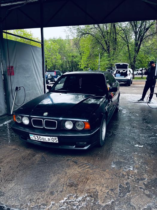 Бмв е34 обьем2.5 1995 год