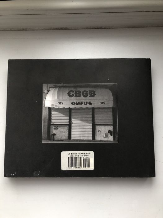 Книга о культовом клубе CBGB