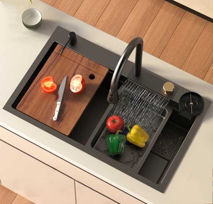 Черна  и златиста  мивки комплект+ смесител