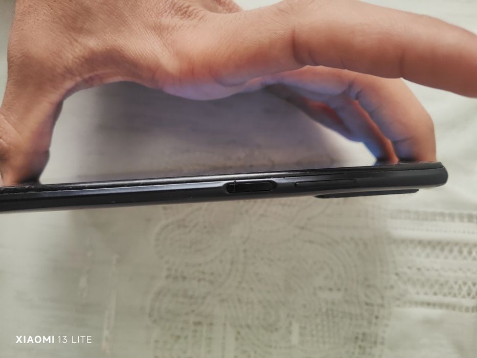 Redmi 9T 6/128GB sotilvotti srochniy