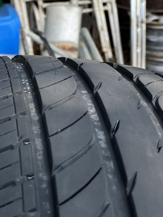 235/45/18 2 броя летни гуми Дот22 6.7мм