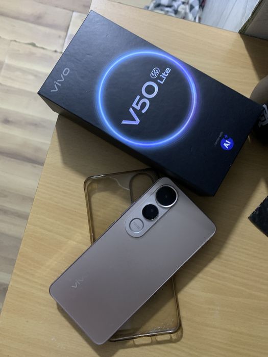 Vivo V50 lite с гарантией