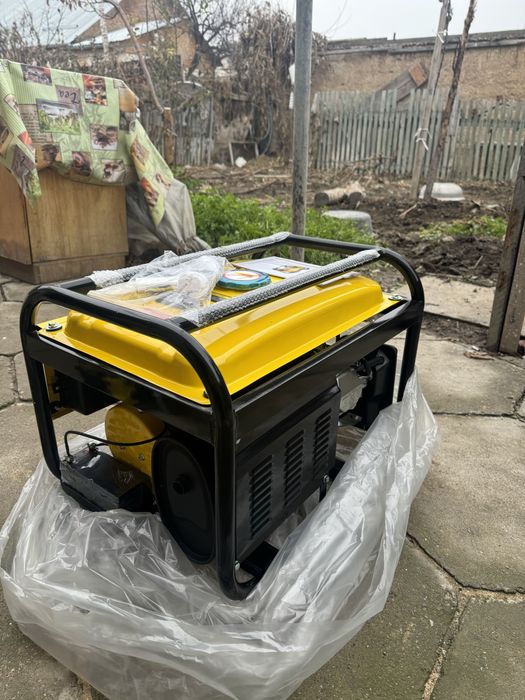 Бензиновый генератор DeWalt DXGN6000