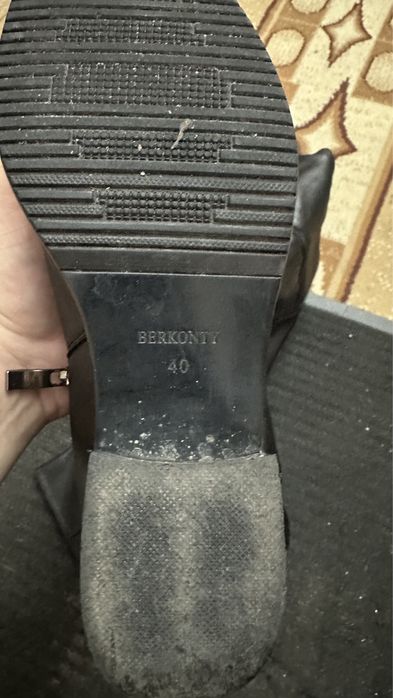 Продам женскую обувь