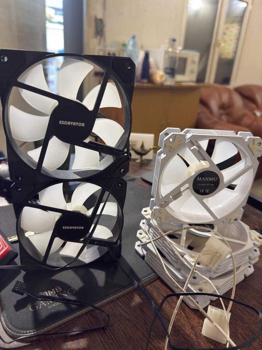 Ventilator RGB - 120 mm carcasa pc