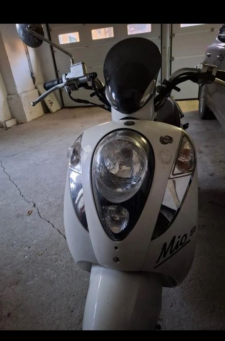 Scuter Mio Sym 50