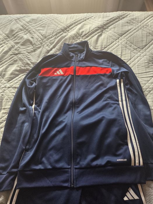 Оригинален анцуг Адидас