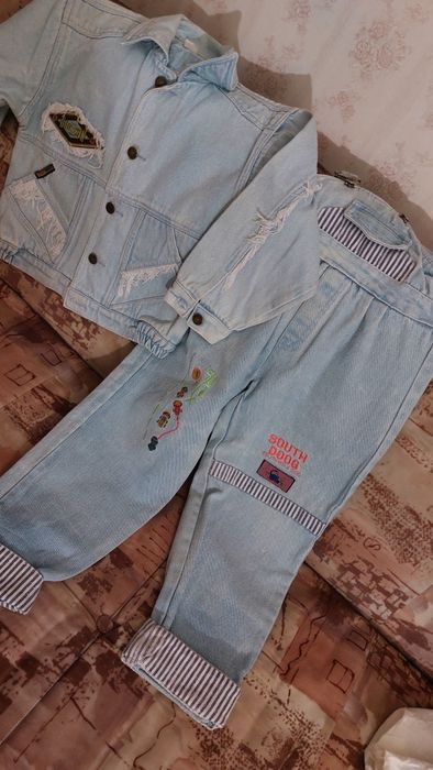 Куртка джинсовая 4-5 лет