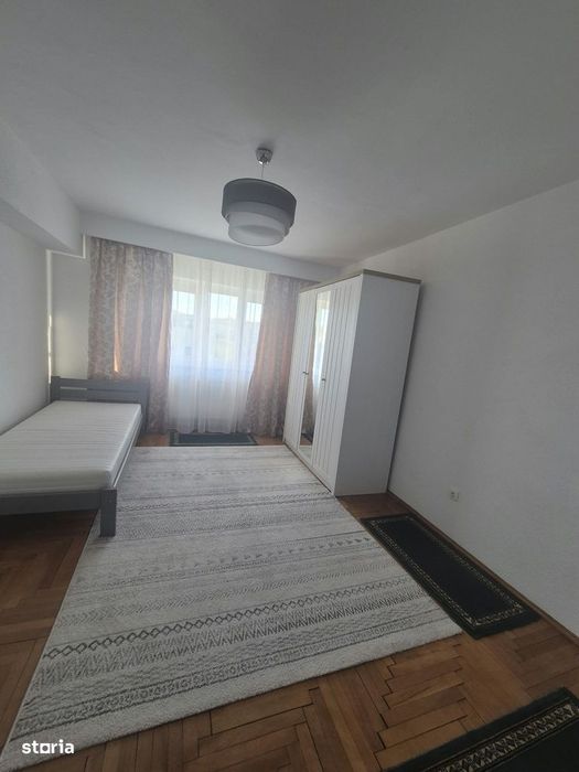 Apartament 3 camere de închiriat – Gh. Doja, etaj intermediar.
