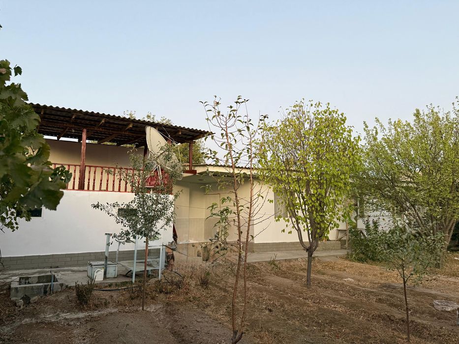 Тез арада жер уй сатылады.