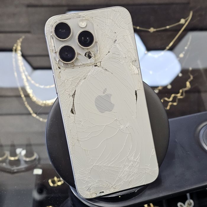Amanet F28: Iphone 15 Pro Max 256Gb