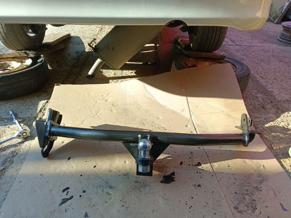 Продам фаркоп для альфард