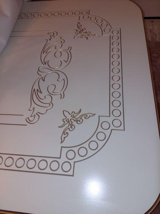 Гостинный стол новый