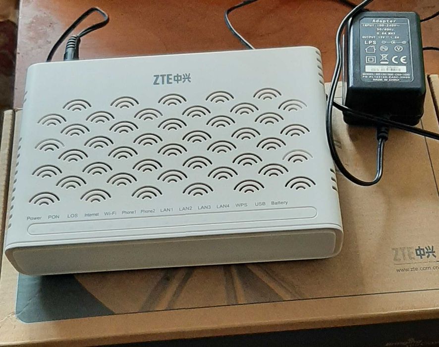 Router ZTE ZXHN F660 V6.0 FTTH Galati • OLX.ro