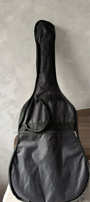 продается Гитара