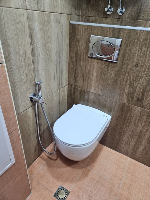 Дава се под наем Тристаен апартамент в Сливен, Българка - 70 кв.м за 331.5 € - Снимка #1