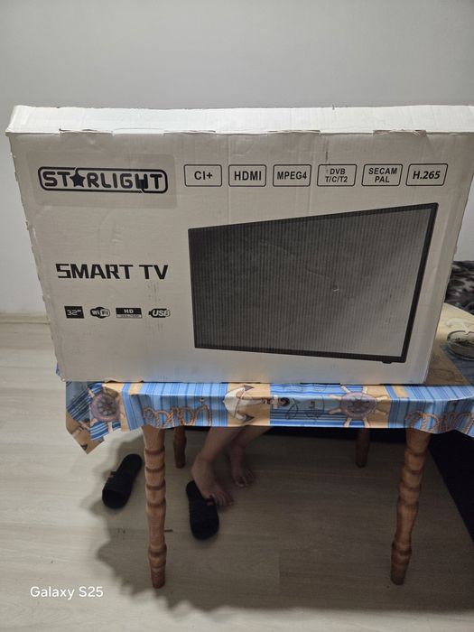 LED телевизор Star-Light, модел 32DM6500