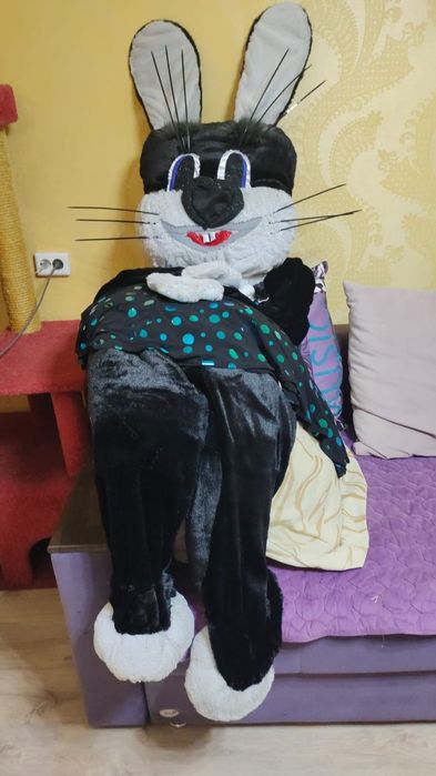 Продам ростовые костюмы