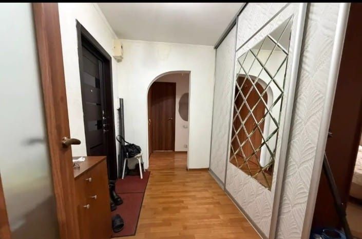 Продам двух комнатную
