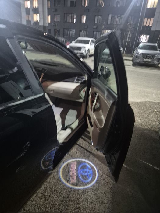 Тайота камри 40 . Срочно