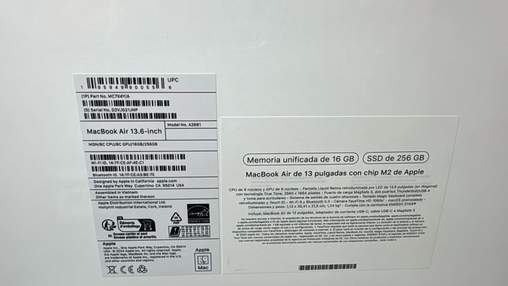 Macbook Air 13 sigilat, M2, 16gb ram, 256