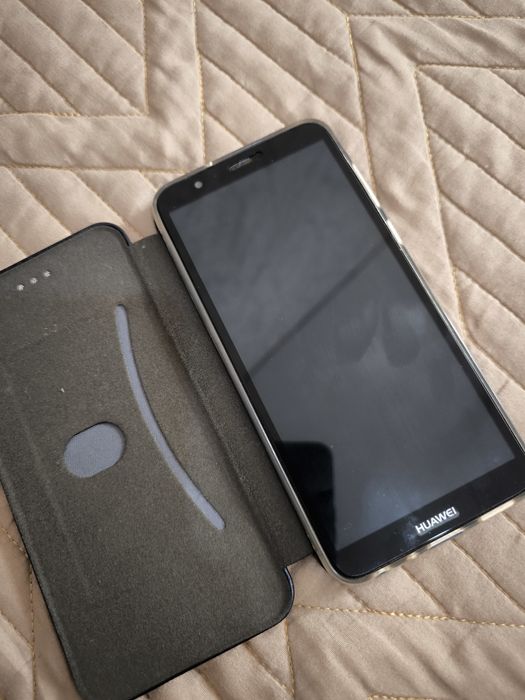 Рабочий телефон. Huawei P smart