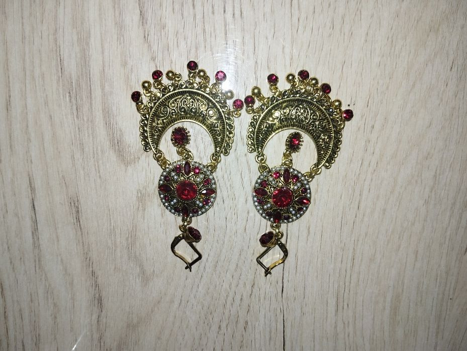 Quyida bujiteriyalar sotiladi. Komplektimizni narxi 180000 soʻm