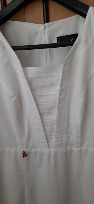 Бяла лятна рокля Rosi fashion