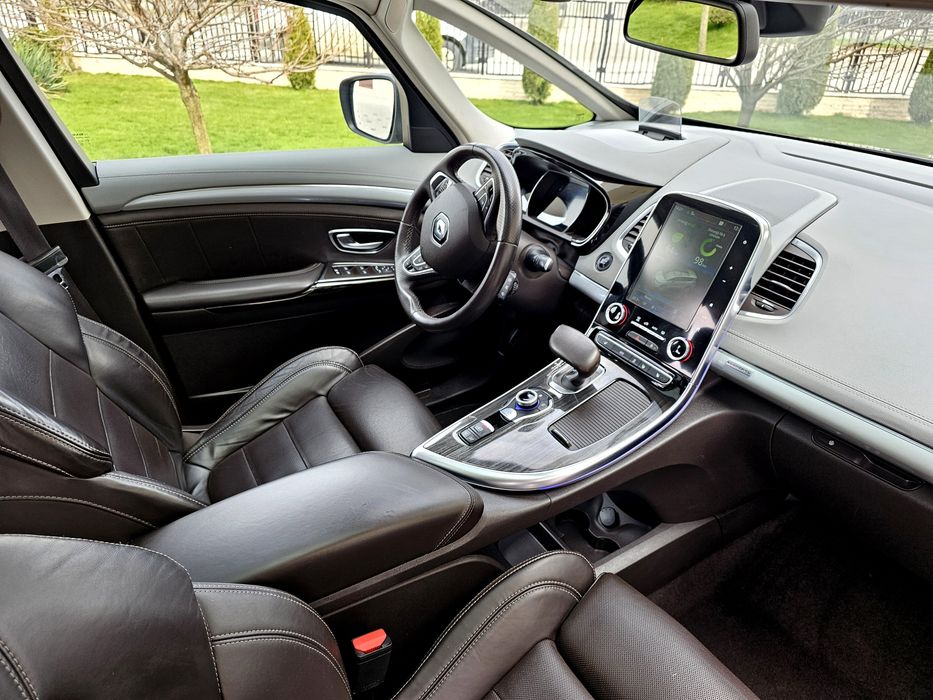 Renault Espace InitialeParis/Panoramic/Distronic