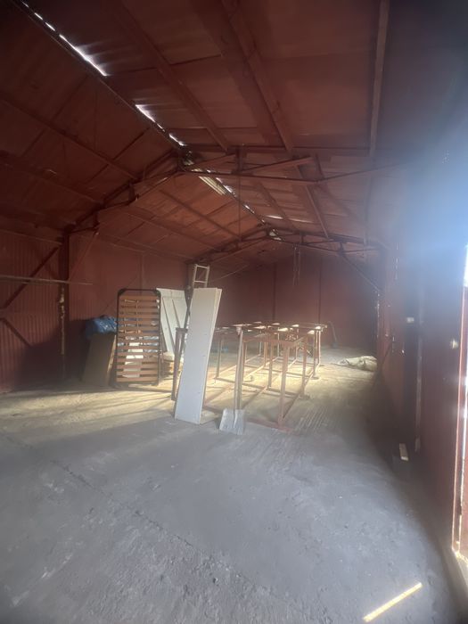 Vand hala metalica 80 mp