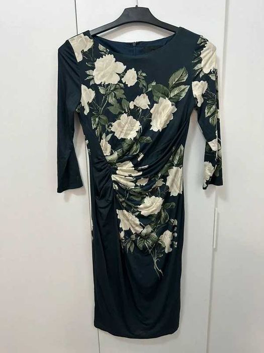 Rochie cu maneci 3/4