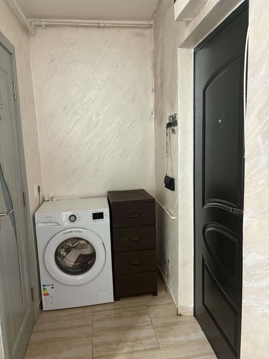 Vand garsoniera la parter