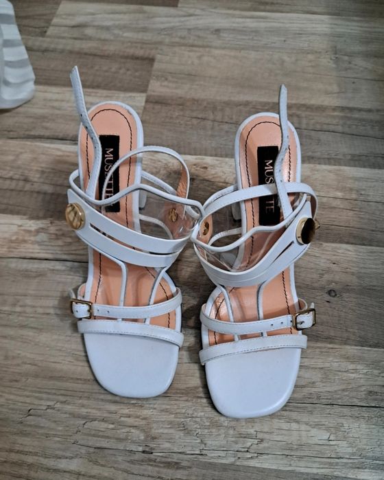 Sandale Musette marimea 37