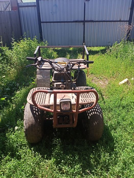 Продам квадрик .