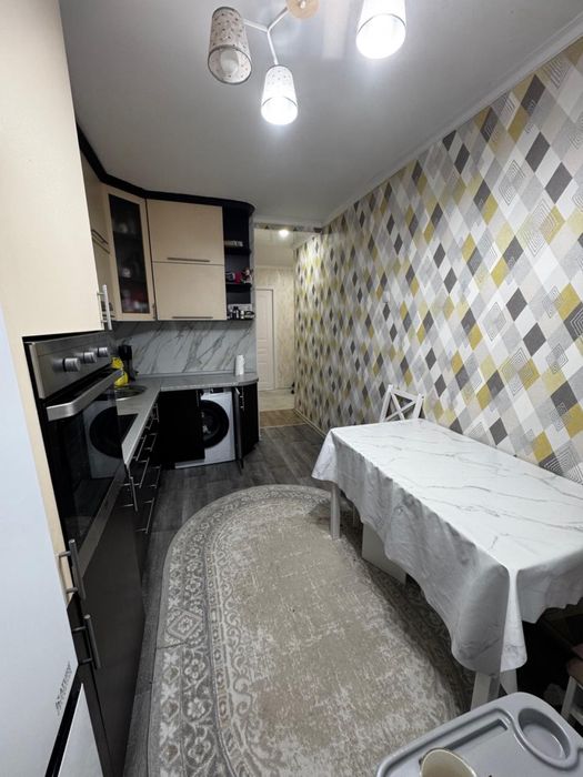 З комнатная квартира