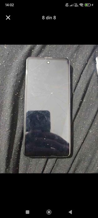 Vând telefoane pentru piese