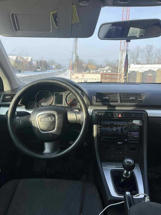 Vând audi a4 b7.