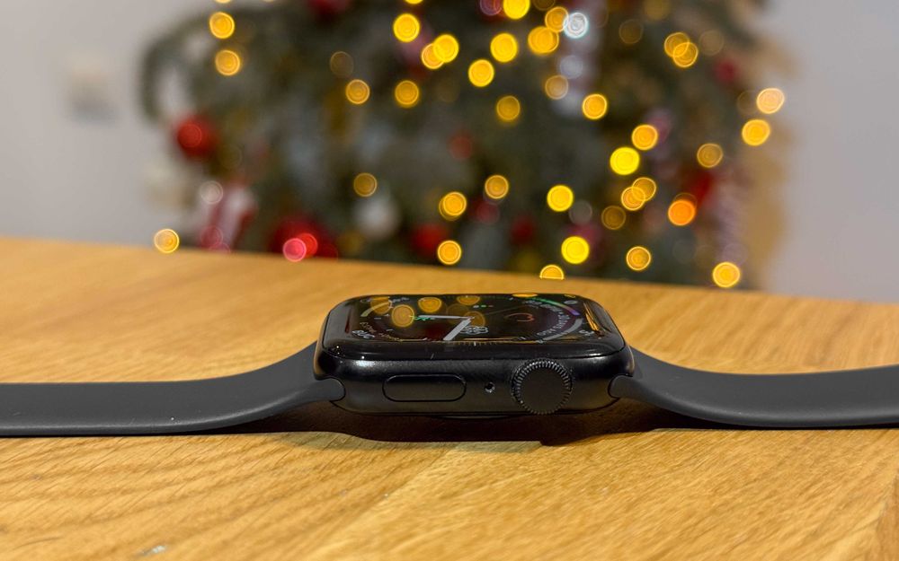 Apple Watch SE 2 44mm (Gen 2) + 5 bratari cadou