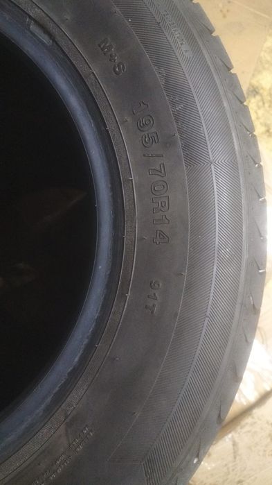 195 на 70 R 14 летняя